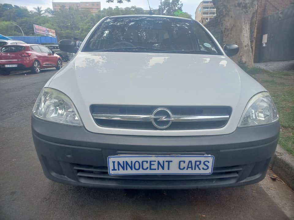 2010 OPEL CORSA BAKKIE 1.4 PETROL, MANUAL, WHITE COLOR, MILEAGE 200000KMS