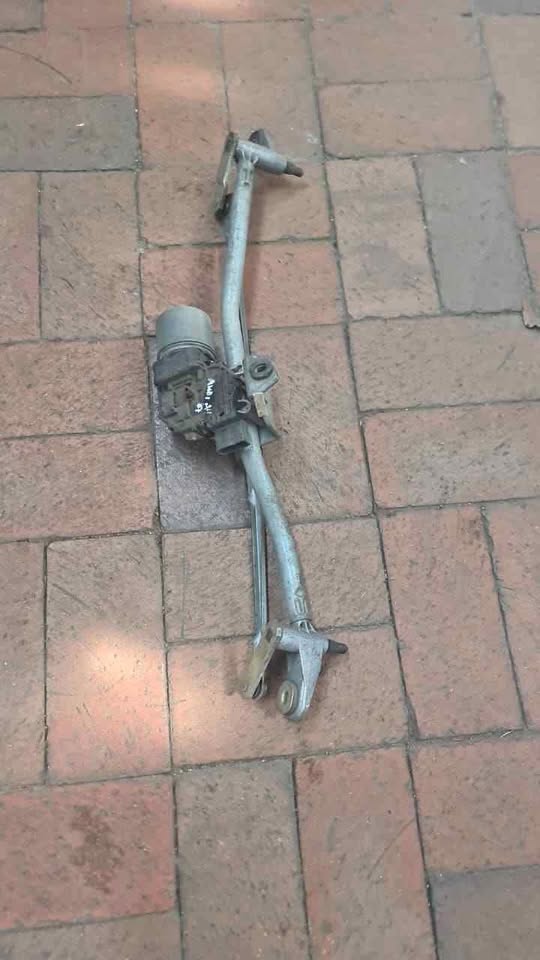 Audi A4 wiper motor