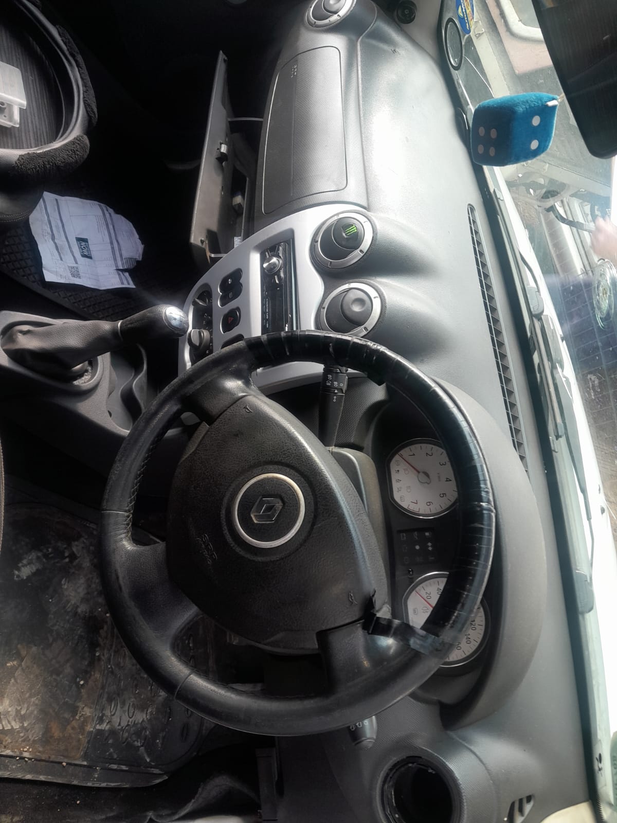 Renault Sandero 2013 Stripping - Private Seller Renault Sandero 2013 Stripping - Private Seller