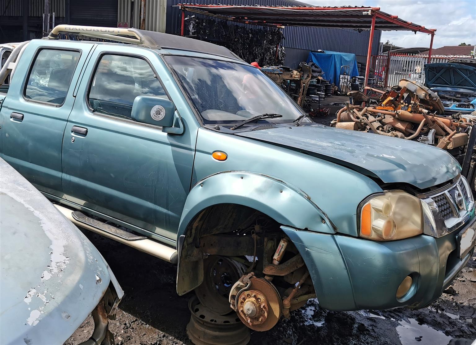 Nissan Hardbody 2.4 D/Cab - Stripping for Spares