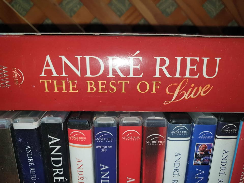 17 Andre Rieu  DVD  set .     C82