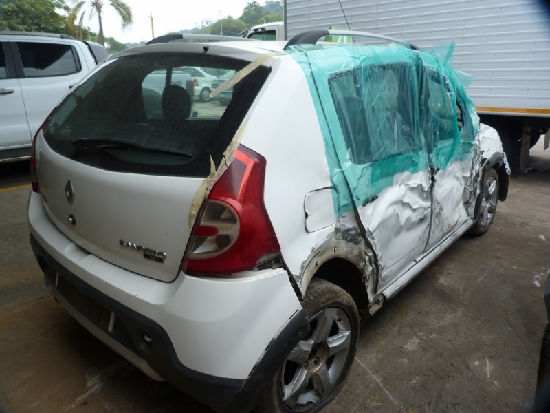 Renault Sandero 1.6 Manual White - 2012 STRIPPING FOR SPARES - Private Seller Renault Sandero 1.6 Manual White - 2012 STRIPPING FOR SPARES - Private Seller