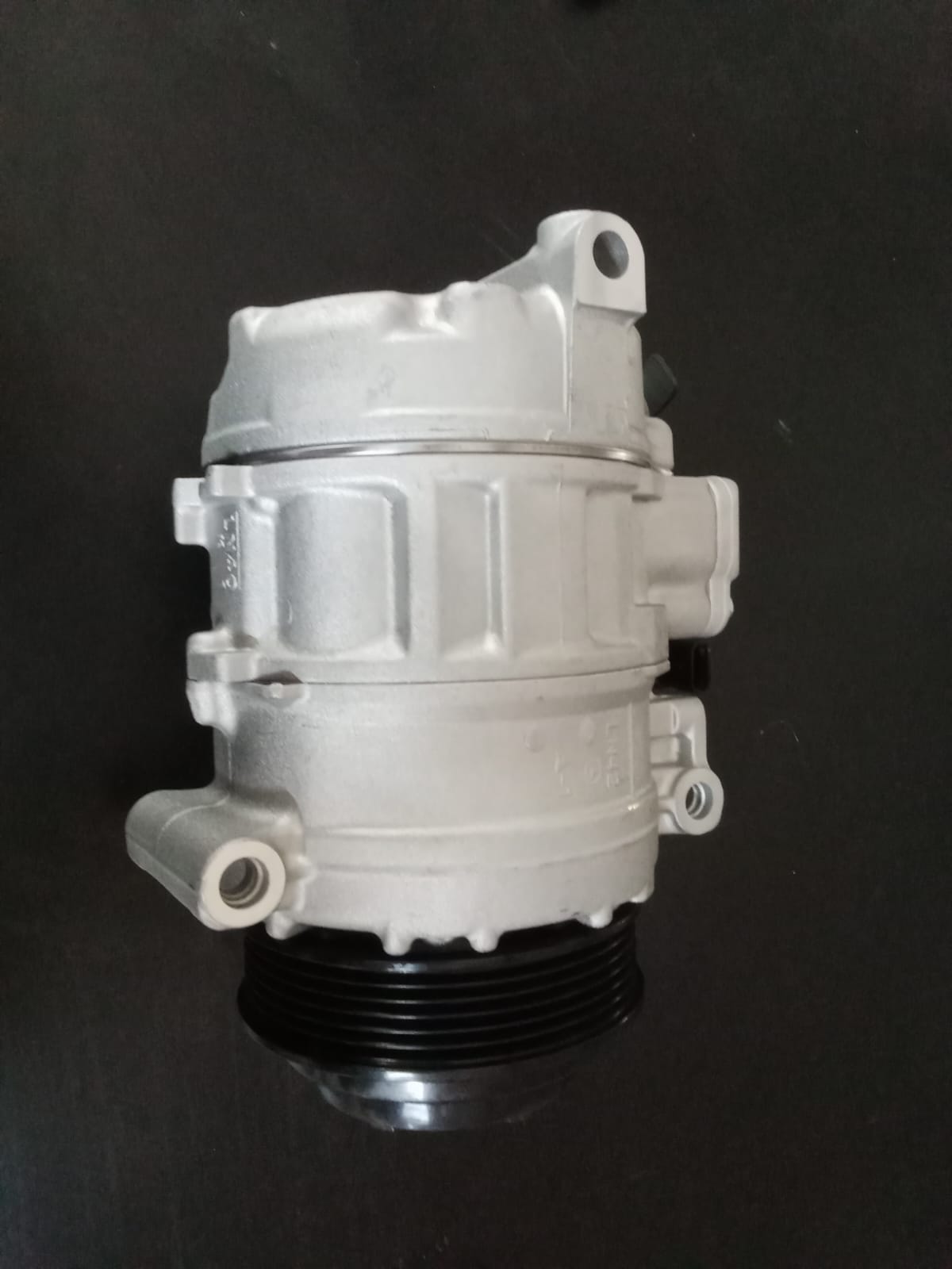 Brand New Mercedes-Benz W205 AC Pump – For Sale - Private Seller