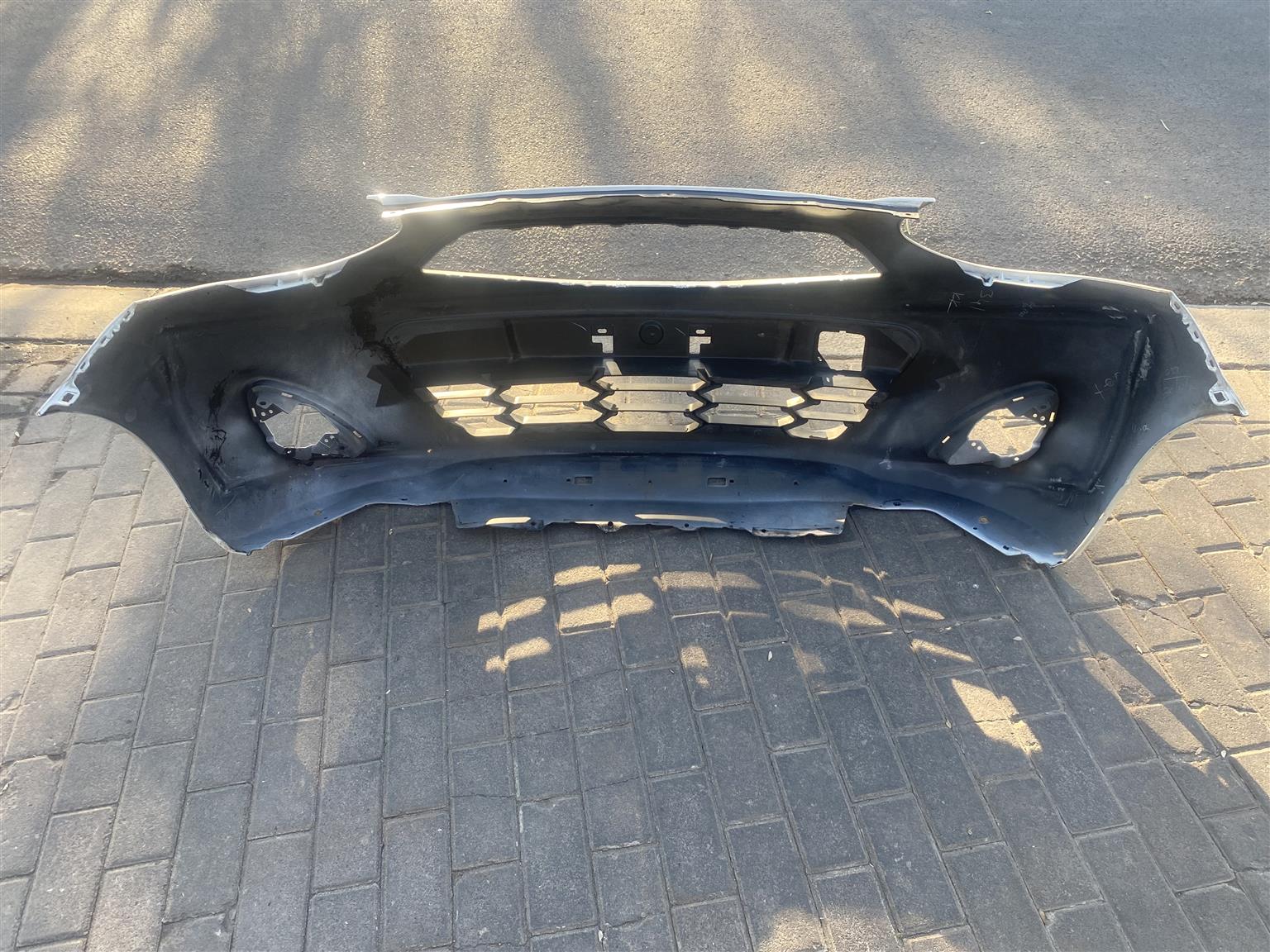 2017 NISSAN MICRA ACTIVE FRONT BUMPER FOR SALE. IN EXCELLENT CONDITION