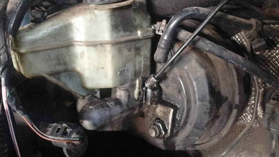 VW golf 5 2.0 TDI brake booster VW golf 5 2.0 TDI brake booster