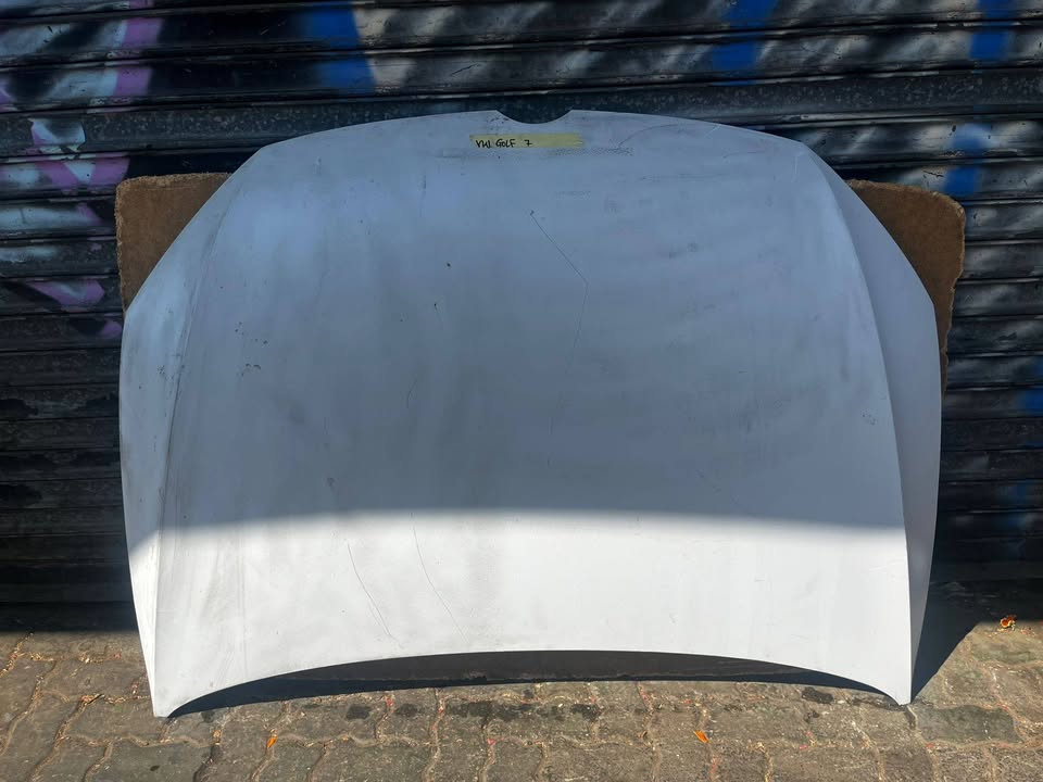 Volkswagen Golf 7 Bonnet - Private Seller Volkswagen Golf 7 Bonnet - Private Seller