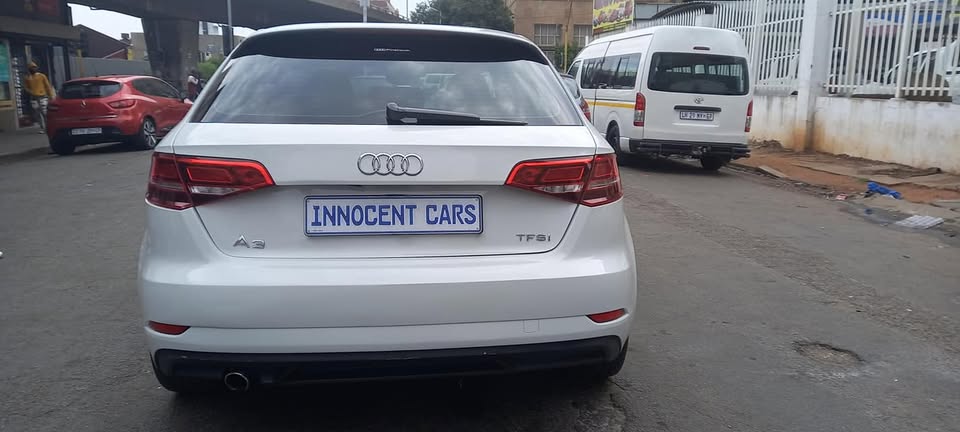 USED 2018 AUDI A3 1.0TFSI PETROL AUTOMATIC, WHITE COLOUR, MILEAGE