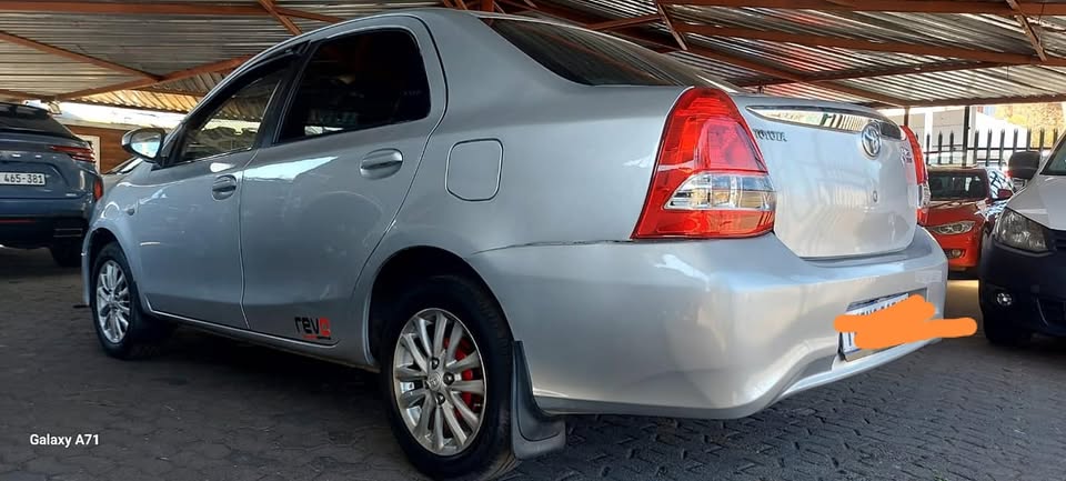 Toyota Etios 1.5 Sprint Manual petrol Sedan 2017 Silver