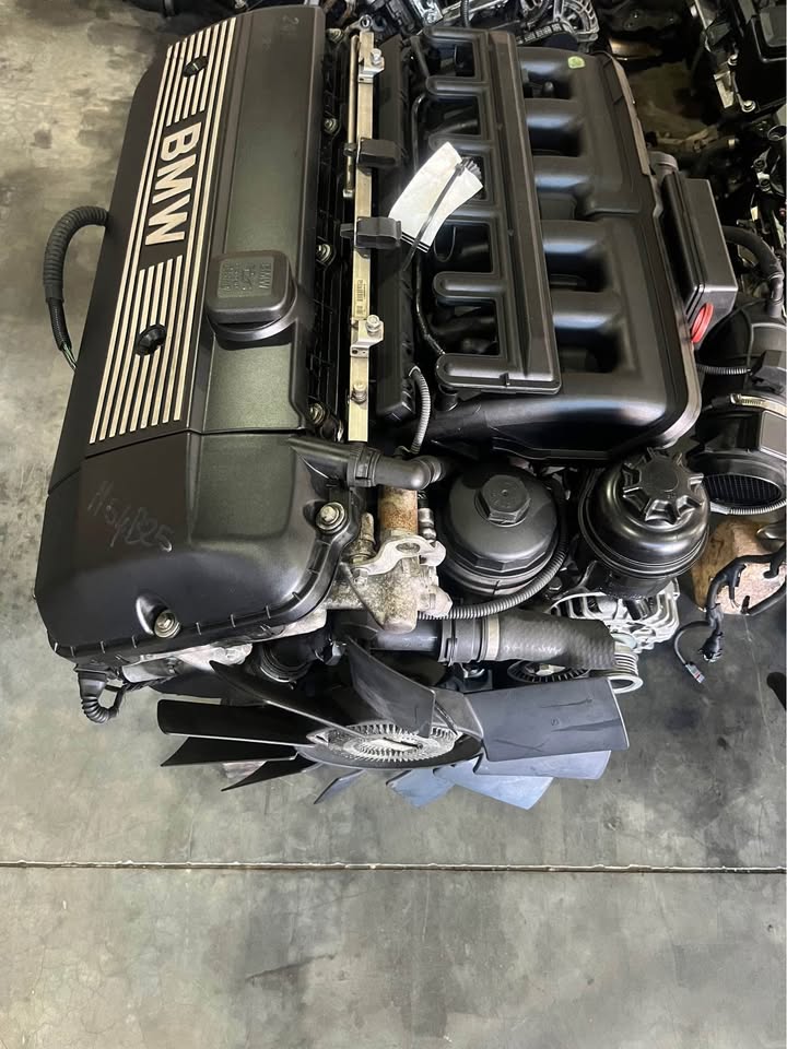 2.5 DUAL VANOS E46 325l M54B25 ENGINE - Private Seller