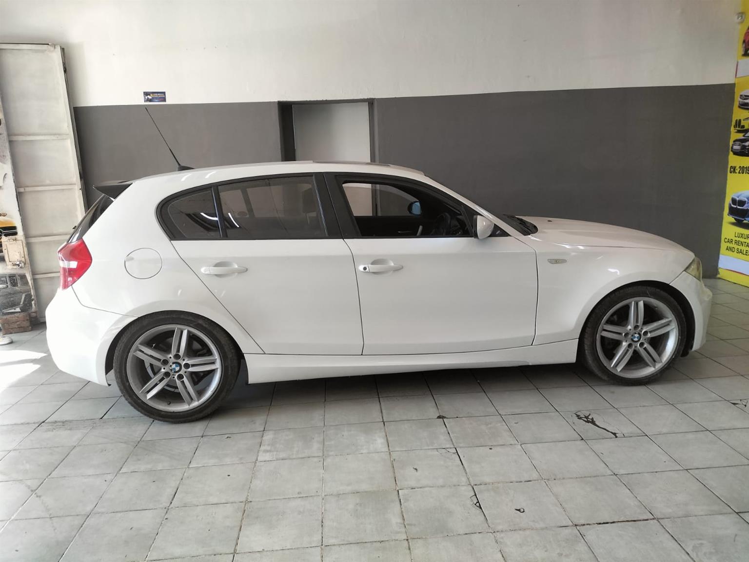 2009 BMW E87 120i MSPORT ,MANUAL PETROL ,SUNROOF 110.000KM
