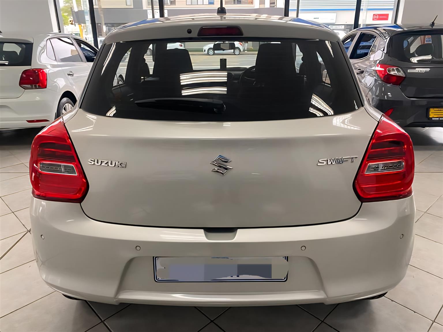 Used 2024 Suzuki Swift hatch 1.2 GL - Private Seller Used 2024 Suzuki Swift hatch 1.2 GL - Private Seller