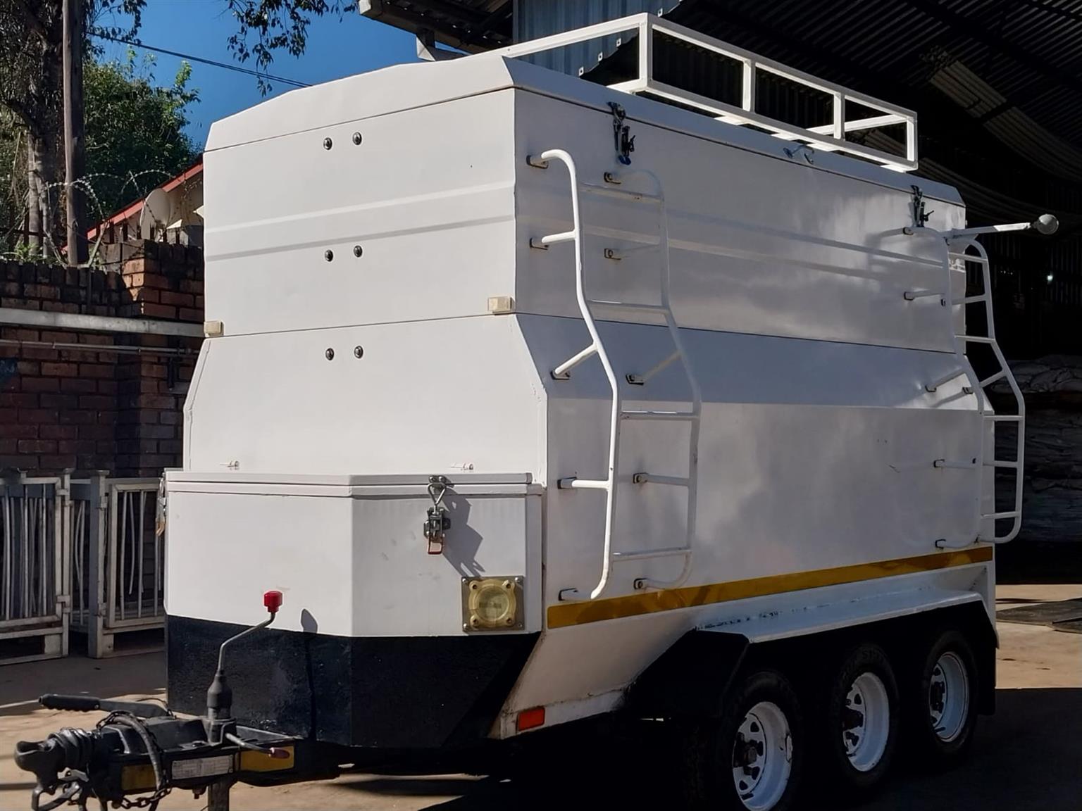 Trailer for sale. Junk Mail