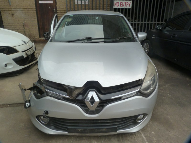 Renault Clio IV 1.2T AT H5F - 2016 SPARESBOYZ STRIPPING FOR SPARES - Private Seller Renault Clio IV 1.2T AT H5F - 2016 SPARESBOYZ STRIPPING FOR SPARES - Private Seller