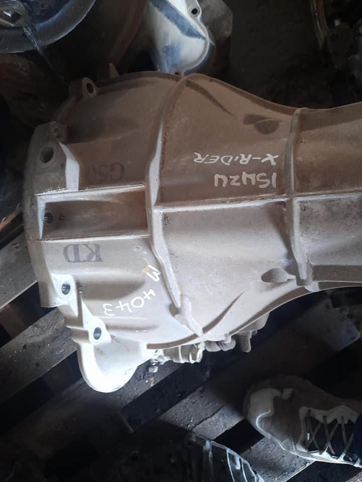 Isuzu Dmax 2.5 manual gearbox - Private Seller Isuzu Dmax 2.5 manual gearbox - Private Seller