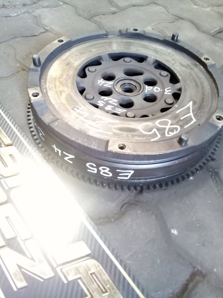 BMW E85 Z4 3.0D FLYWHEEL - Private Seller BMW E85 Z4 3.0D FLYWHEEL - Private Seller