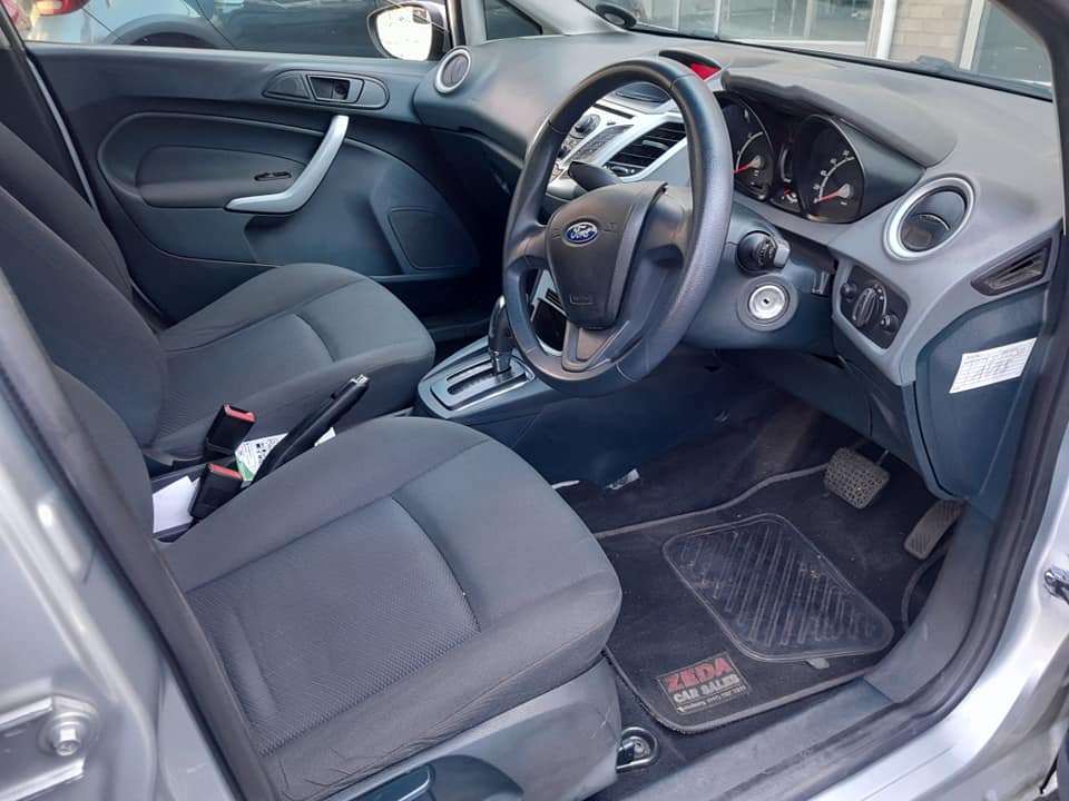 2011 FORD FIESTA 1.6 AUTOMATIC