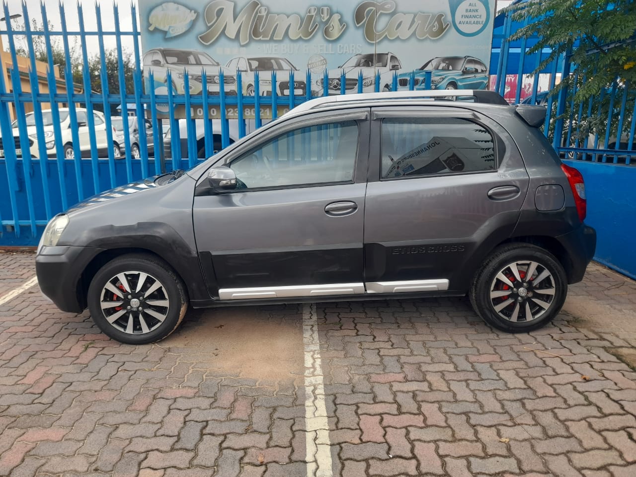 2017 TOYOTA ETIOS CROSS1.4 MANUAL PETROL