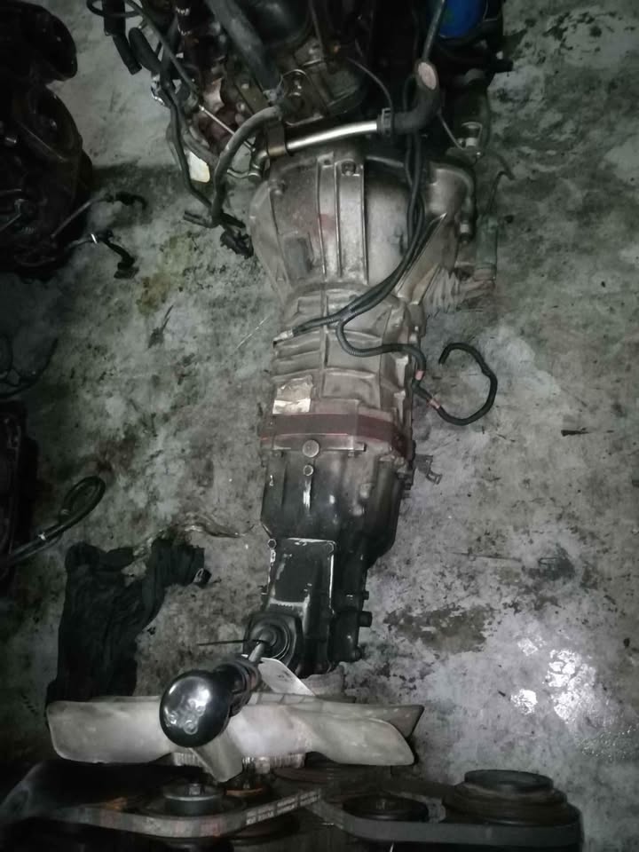 Toyota cressida gearbox - Private Seller Toyota cressida gearbox - Private Seller