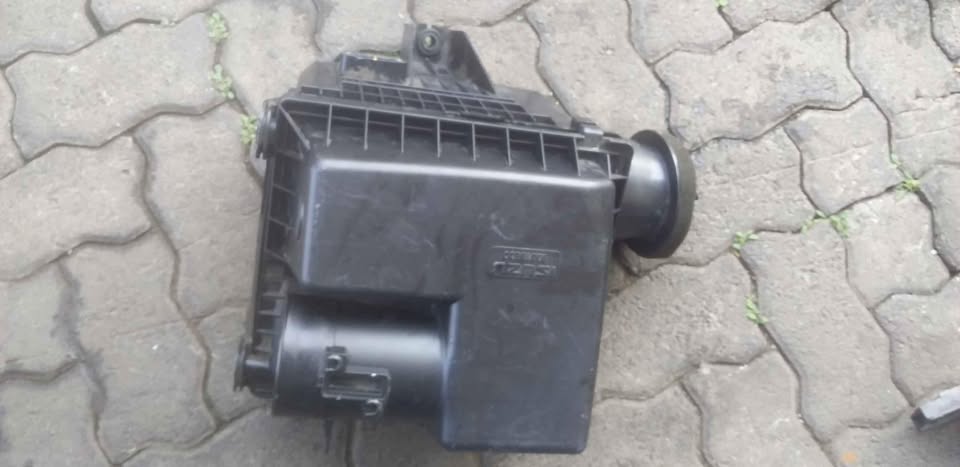 Isuzu bakkie air box clean - Private Seller Isuzu bakkie air box clean - Private Seller