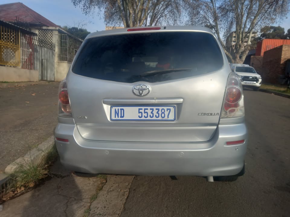 2006 Toyota Verso 1.6 Petrol, Manual, Silver, 85000kms, Leather seats