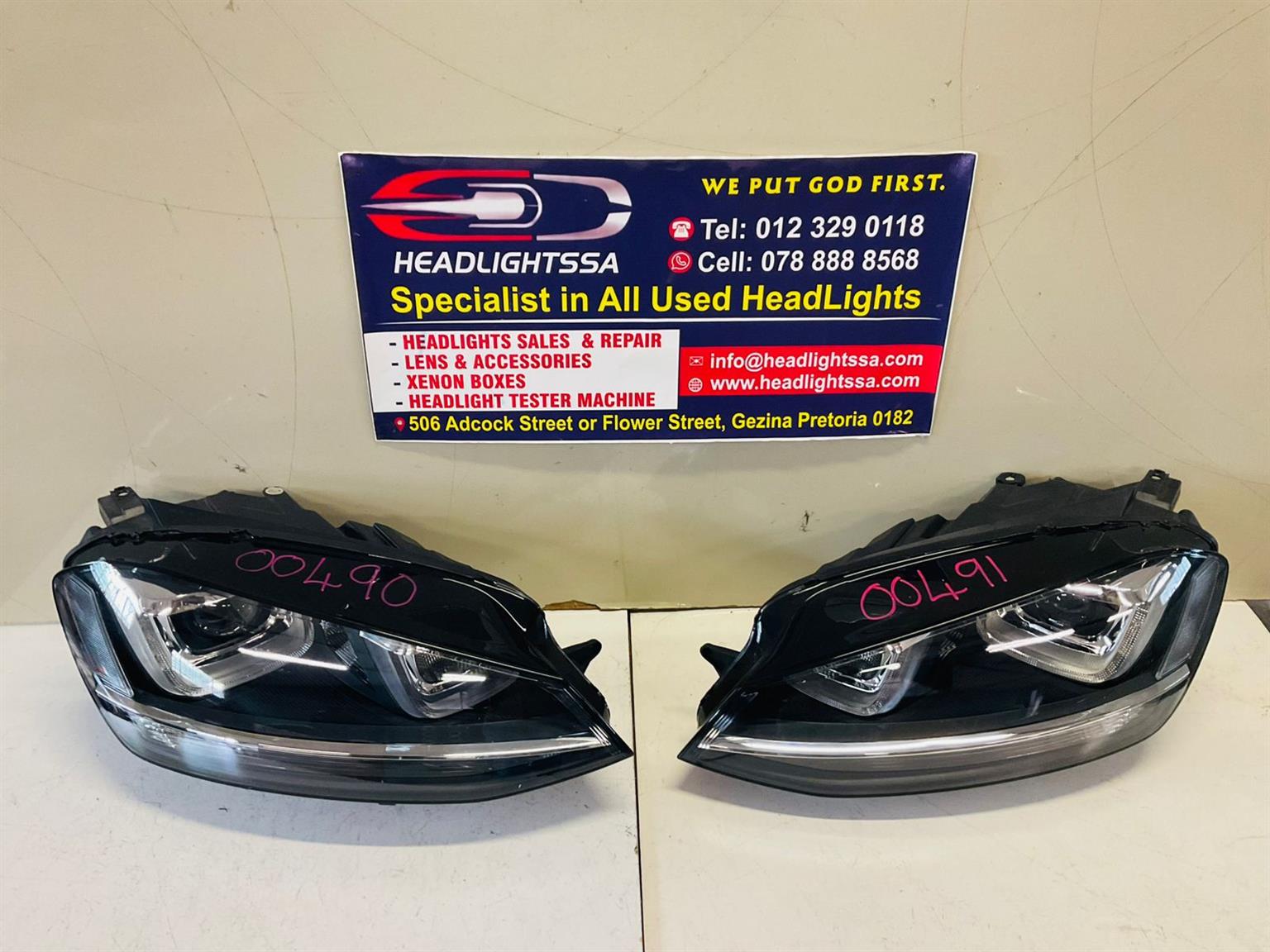 VW Golf 7 TSI left and right side xenon headlights (2017) - Private Seller VW Golf 7 TSI left and right side xenon headlights (2017) - Private Seller