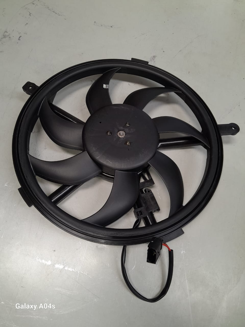 MINI-COOPER R56 N12 RADIATOR FAN FOR SALE - Private Seller