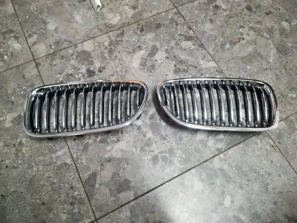 BMW F10 / F11 GRILLE - BRAND NEW - Private Seller BMW F10 / F11 GRILLE - BRAND NEW - Private Seller