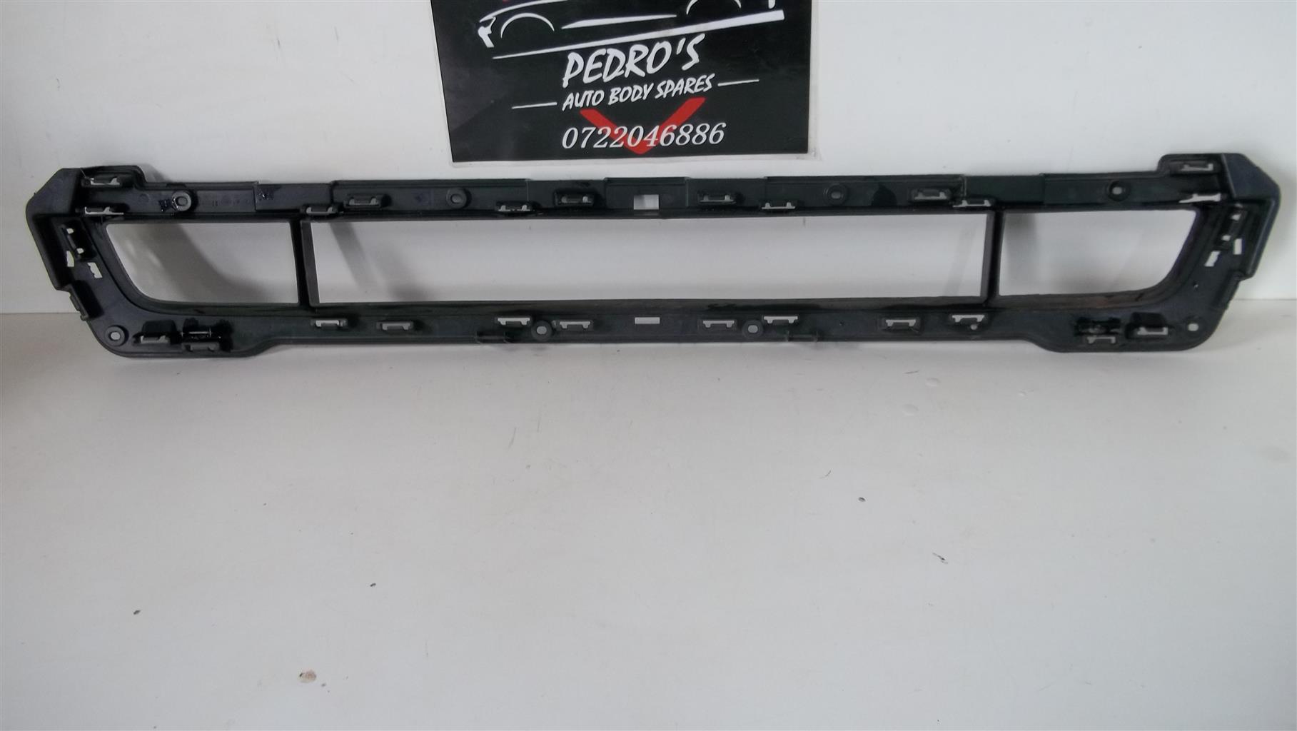 Ford Ranger ('15-'18') grille - Private Seller Ford Ranger ('15-'18') grille - Private Seller