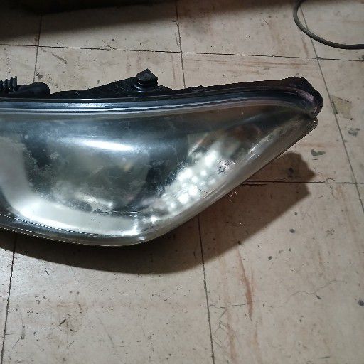 Hyundai i20 headlight - Private Seller