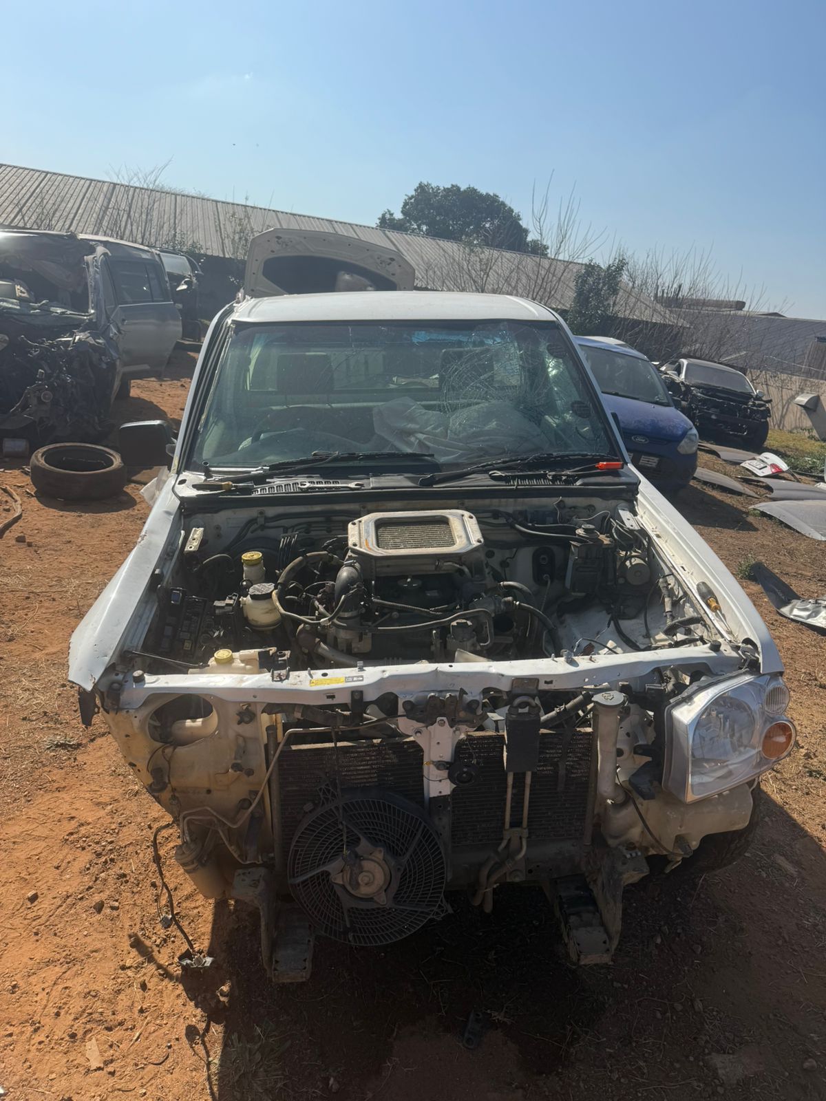 Nissan np300 hardbody breaking for parts