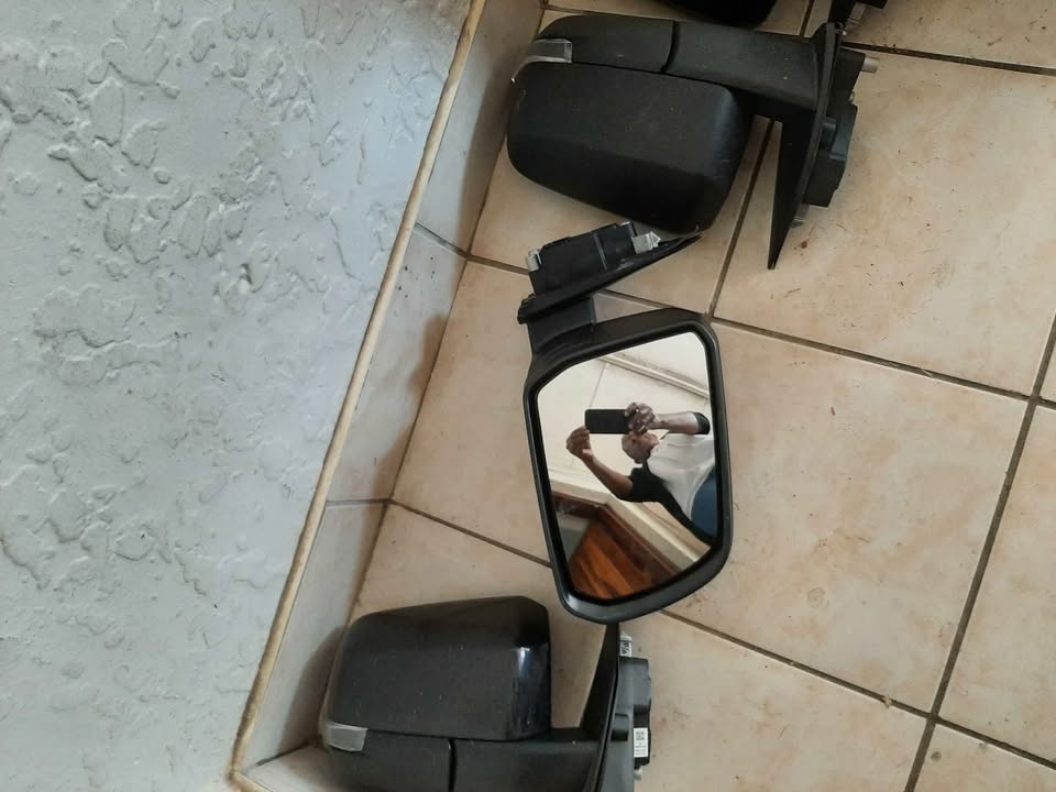 FORD RANGER T9 DOUBLE CAB ORIGINAL DOOR MIRRORS. EACH. BRAND NEW. FOR VARIOUS OTHER CARS TOO - Private Seller
