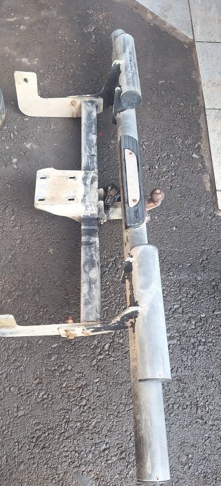 Mahindra scorpio towbar available - Private Seller