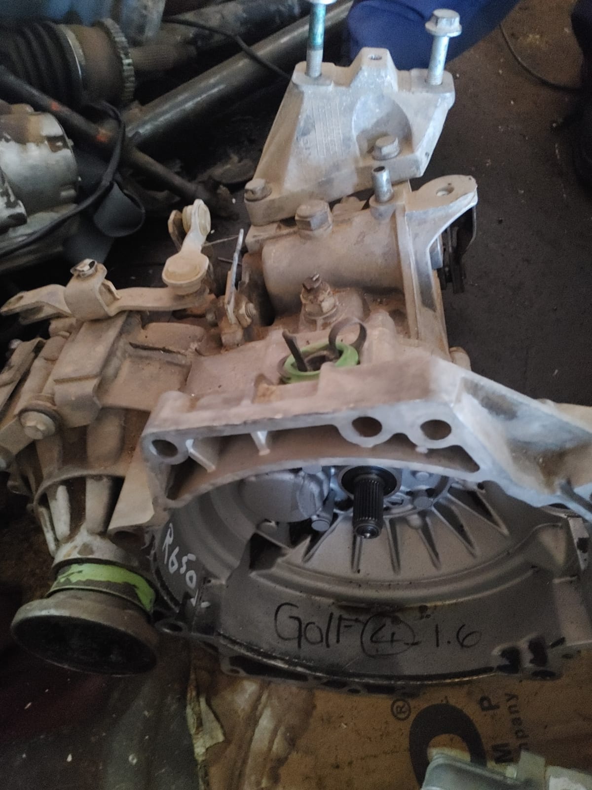 GOLF 4 GEARBOX FFOR SALE GOLF 4 GEARBOX FFOR SALE