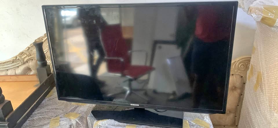 Samsung 40 inch tv Samsung 40 inch tv