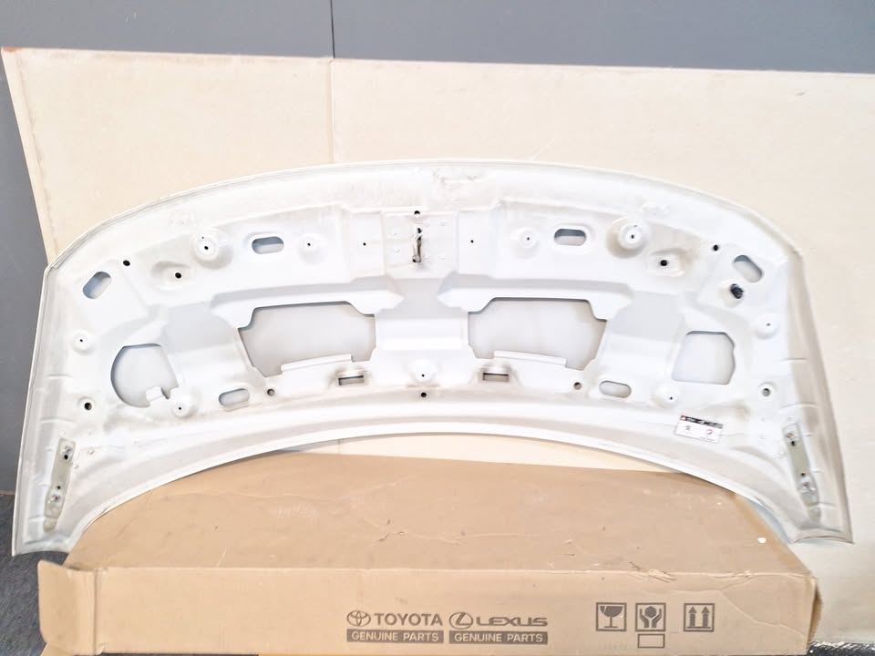 Peugeot 3008 Front Bumper (2009 - 2016) - Private Seller Peugeot 3008 Front Bumper (2009 - 2016) - Private Seller