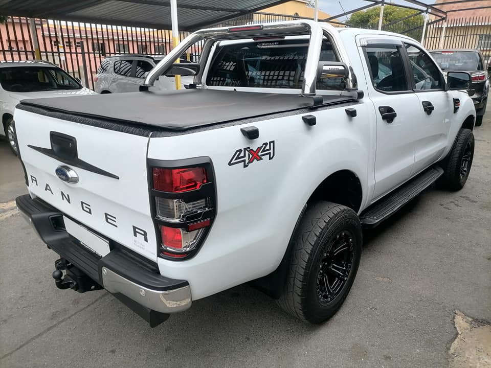 2017 Ford Ranger 2.2 6Speed Double Cab 4x4 Bakkie TDCI wild track Automatic