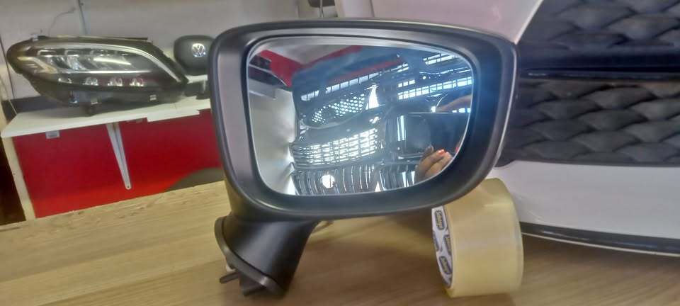 2020 MAZDA 2 DRIVERS SIDE MIRROR FOR SALE - Private Seller 2020 MAZDA 2 DRIVERS SIDE MIRROR FOR SALE - Private Seller