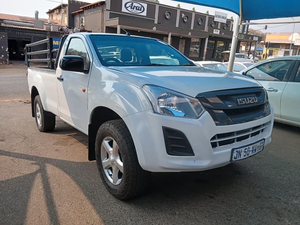 2017 ISUZU KB300 DTEQ (DIESEL) 4X2 SINGLE CAB MANUAL