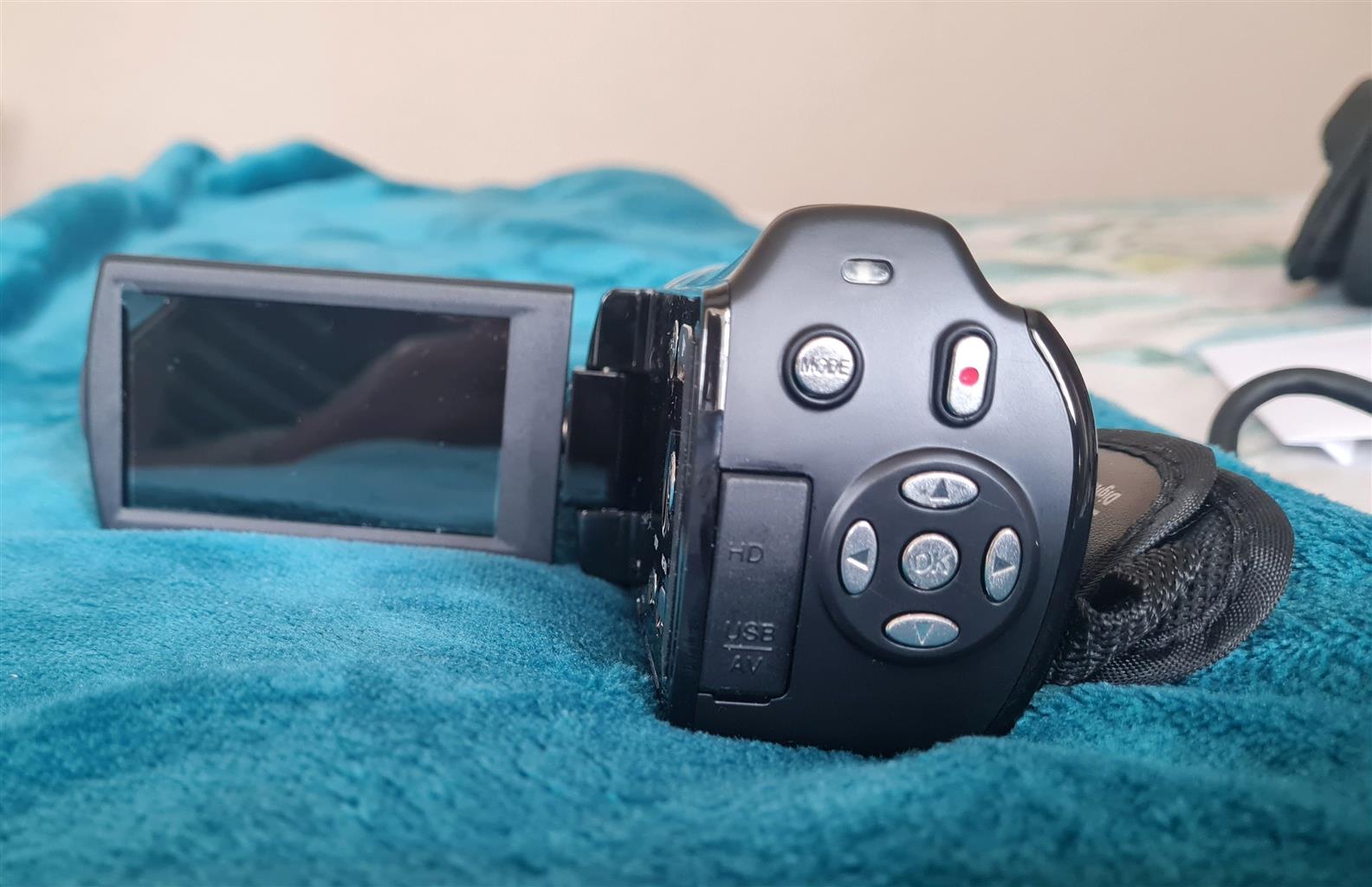 Telefunken 1080P HD 3.0 LCD Panel 24 Mega Pixel Video Camera