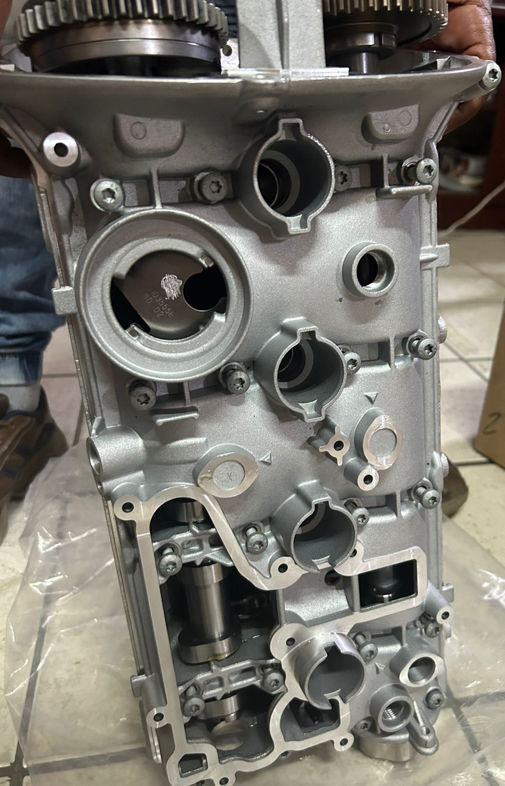 Brand new complete head available golf 6 gti ccz - Private Seller
