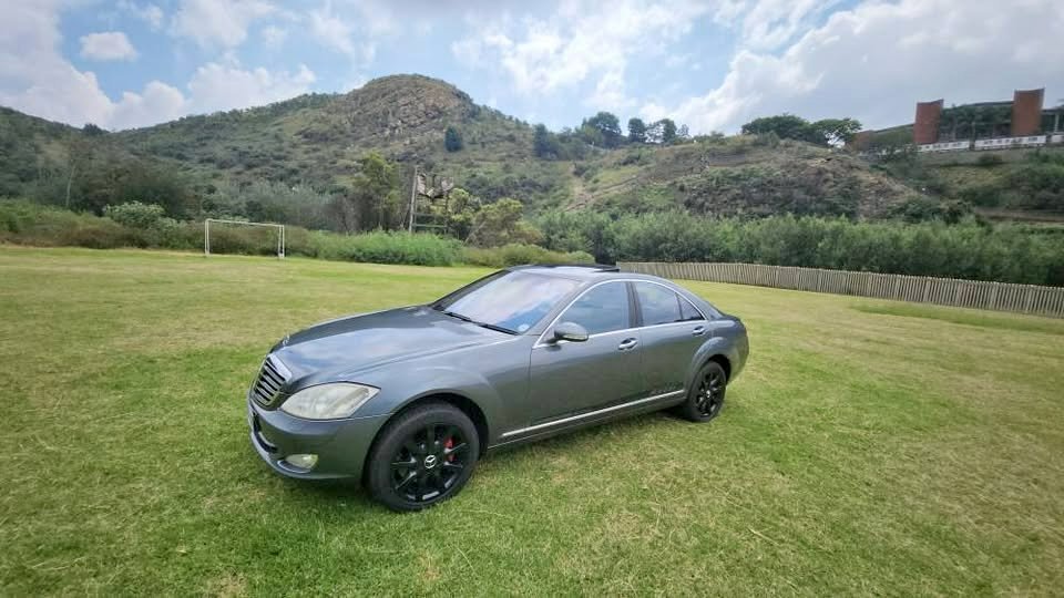2010 Mercedes-Benz  S500 2010 Mercedes-Benz  S500