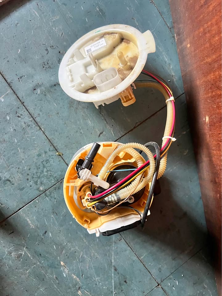 Bmw G20 fuel pump petrol - Private Seller Bmw G20 fuel pump petrol - Private Seller