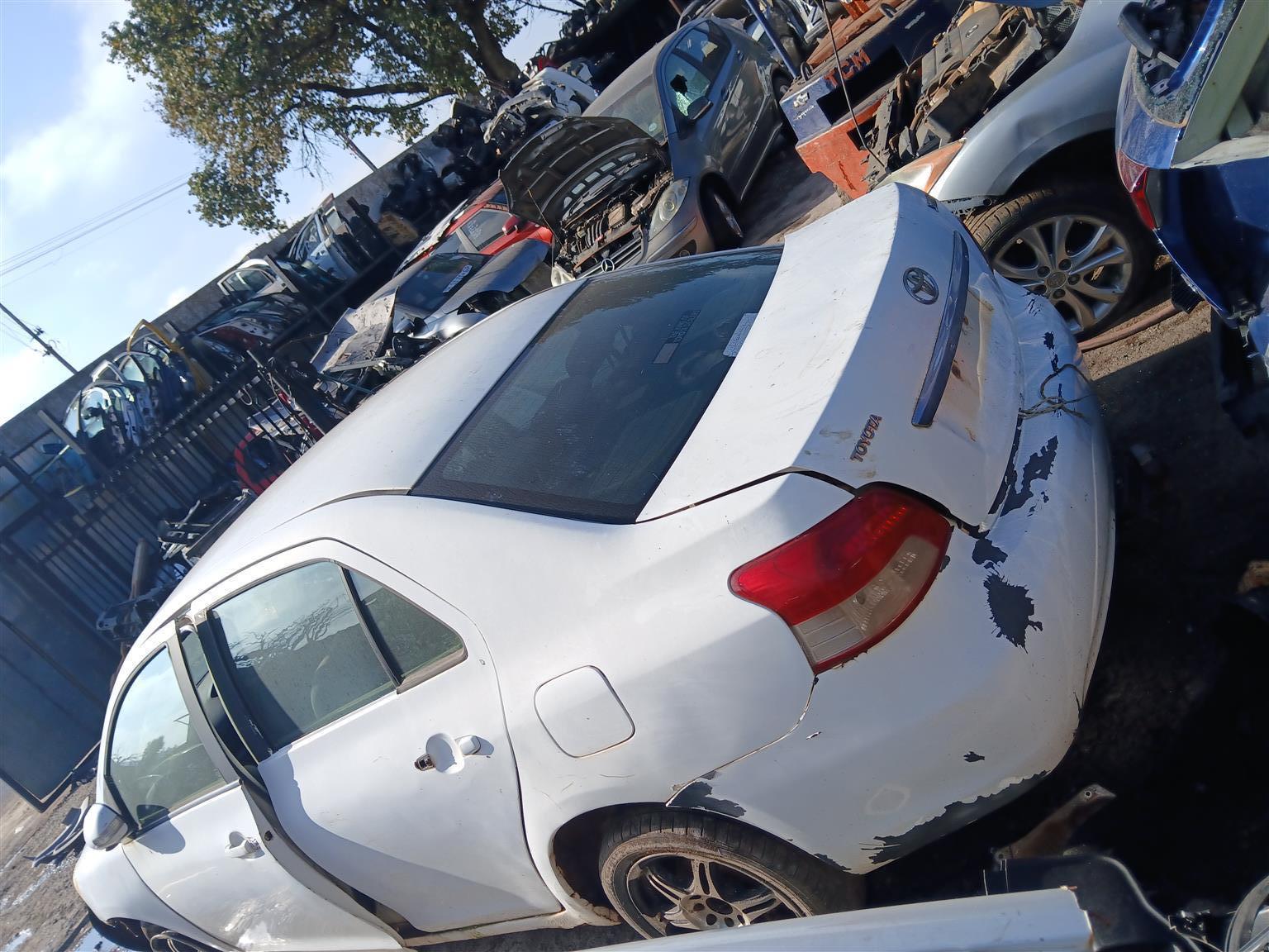 Toyota Yaris 1.3 sedan 2006 For Stripping - Private Seller