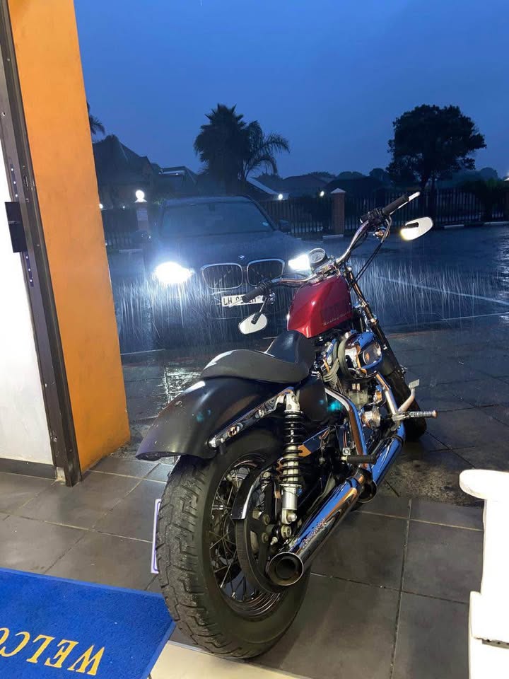 Harley 883 Sportster - Private Seller Harley 883 Sportster - Private Seller