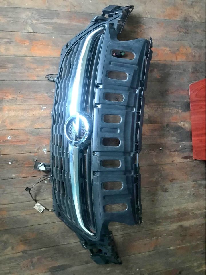 2018 Opel Corsa main grill for sale - Private Seller 2018 Opel Corsa main grill for sale - Private Seller