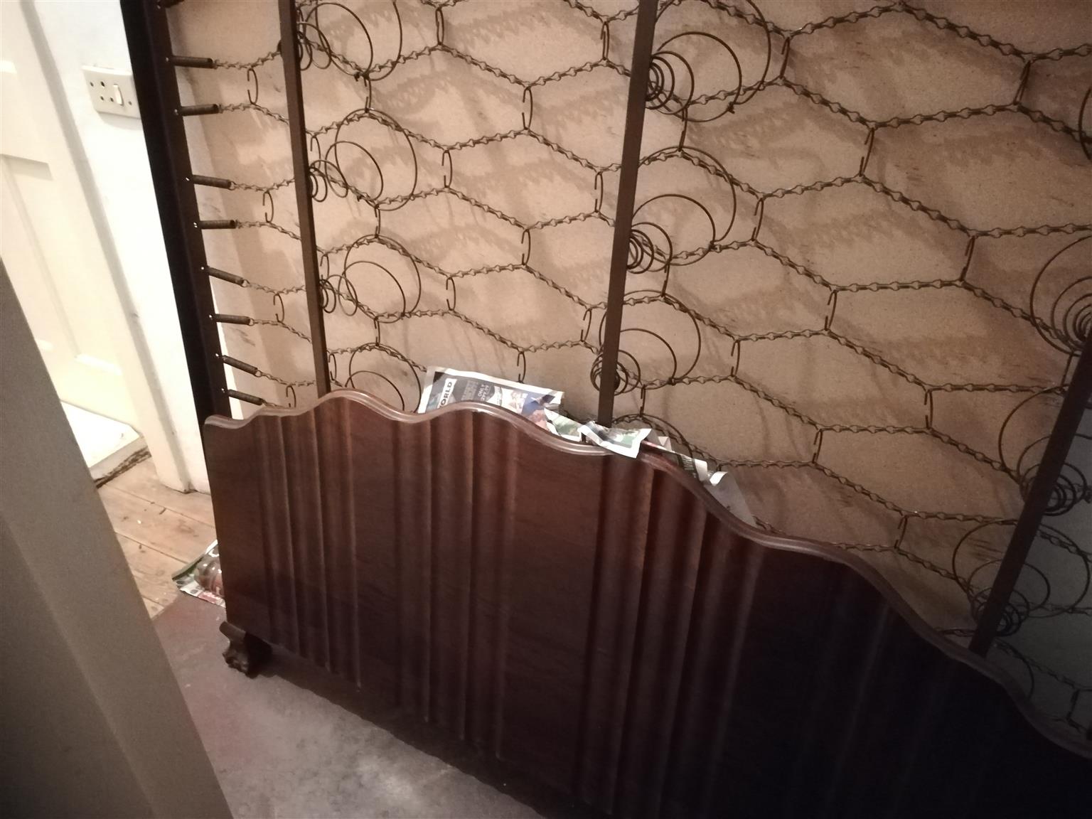 DOUBLE BED BASE WITH SPRINGS AND BASE BOARD DOUBLE BED BASE WITH SPRINGS AND BASE BOARD