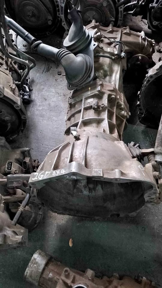 TOYOTA 2GD GD6 4X4 MANUAL GEARBOX FOR SALE - Private Seller TOYOTA 2GD GD6 4X4 MANUAL GEARBOX FOR SALE - Private Seller