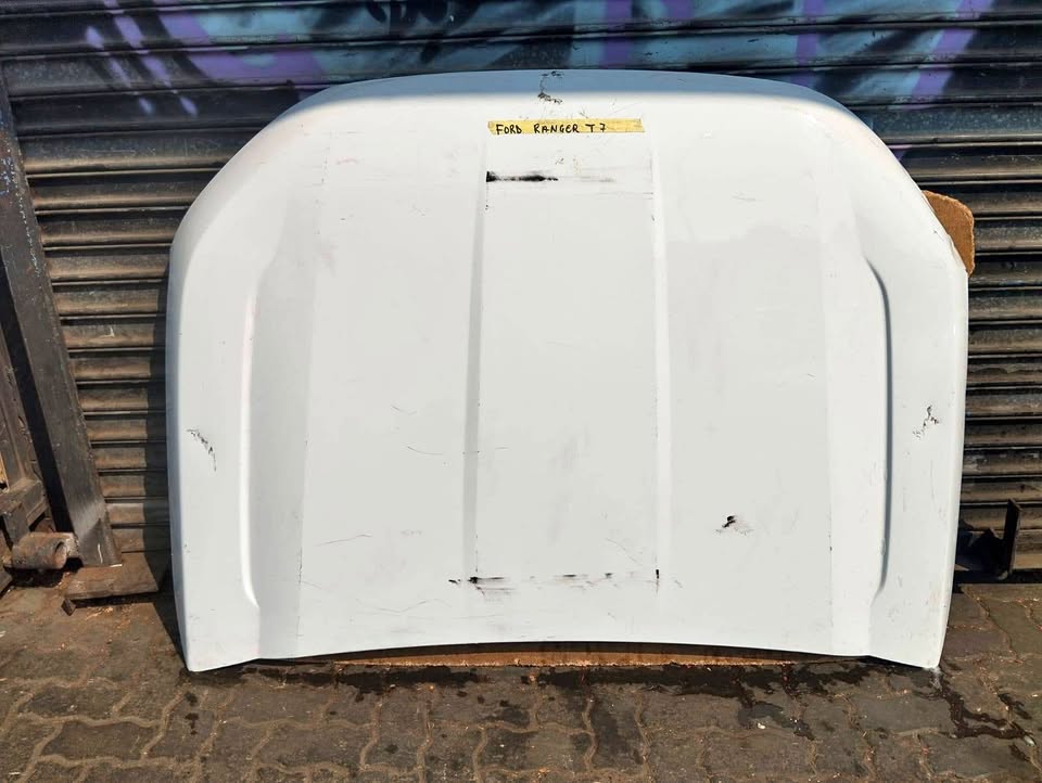 Ford Ranger T7 Bonnet - Private Seller Ford Ranger T7 Bonnet - Private Seller