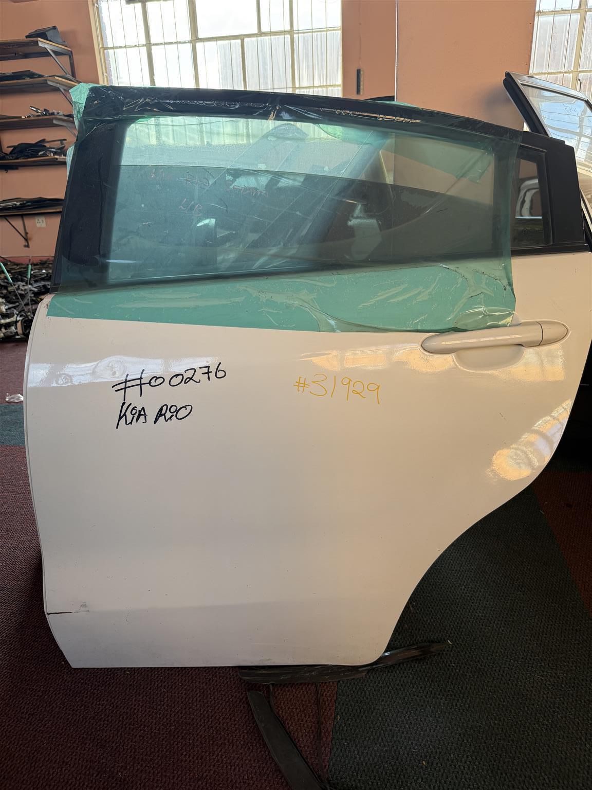 Kia Rio Left Side Rear Door - Private Seller Kia Rio Left Side Rear Door - Private Seller