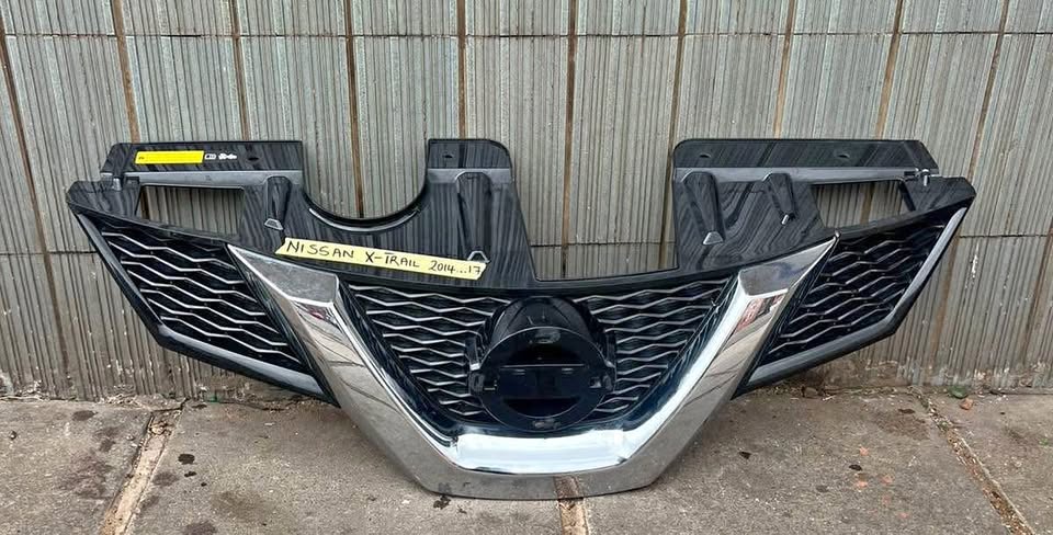 Nissan X-Trail grill - Private Seller Nissan X-Trail grill - Private Seller